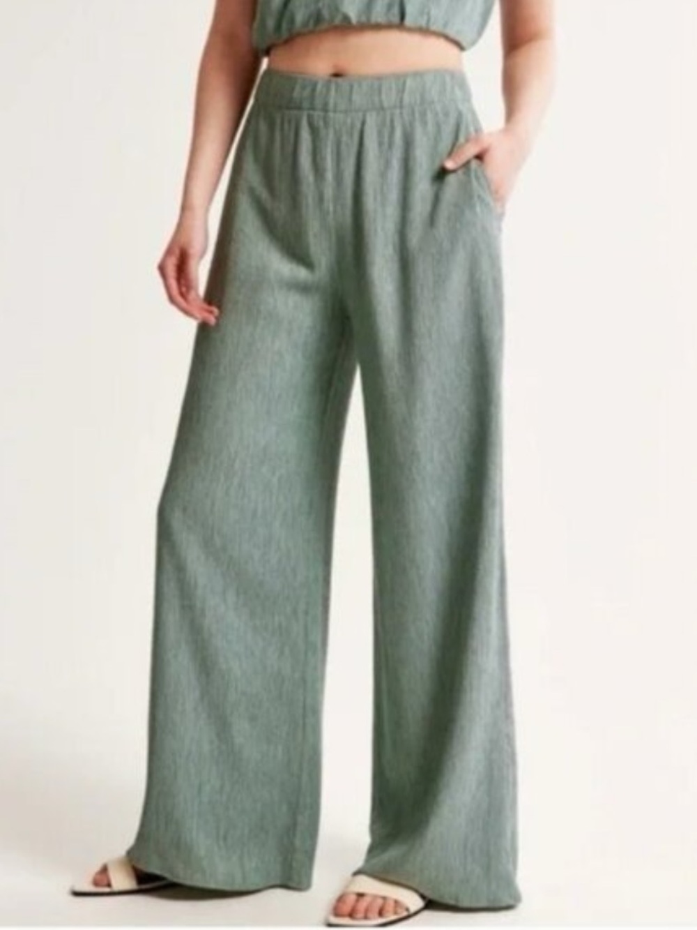 Abercrombie Crinkle Textured Pull On Pants | Sage Green